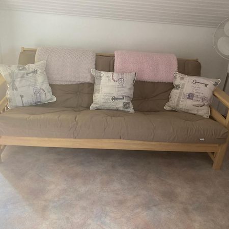 Chambres D' Hotes A Benaize Coulonges  외부 사진