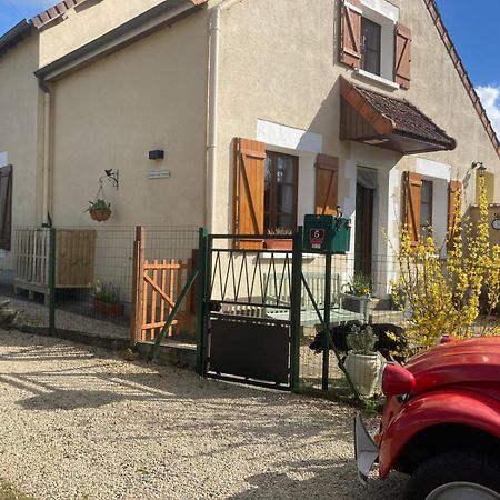 Chambres D' Hotes A Benaize Coulonges  외부 사진