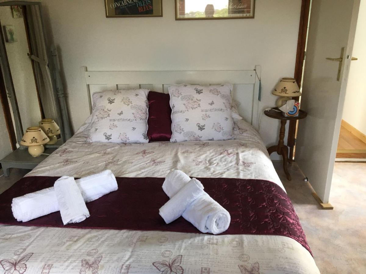 Chambres D' Hotes A Benaize Coulonges  외부 사진